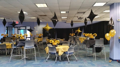 Black and Gold Centerpiece