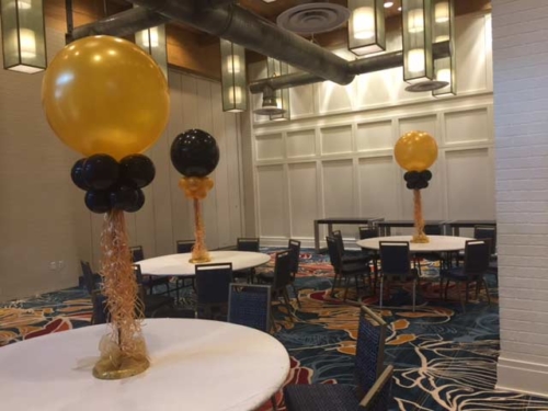 Jumbo Centerpiece Balloons