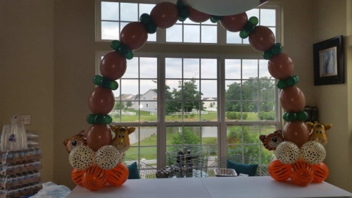 Animal Theme Table Arch Decor